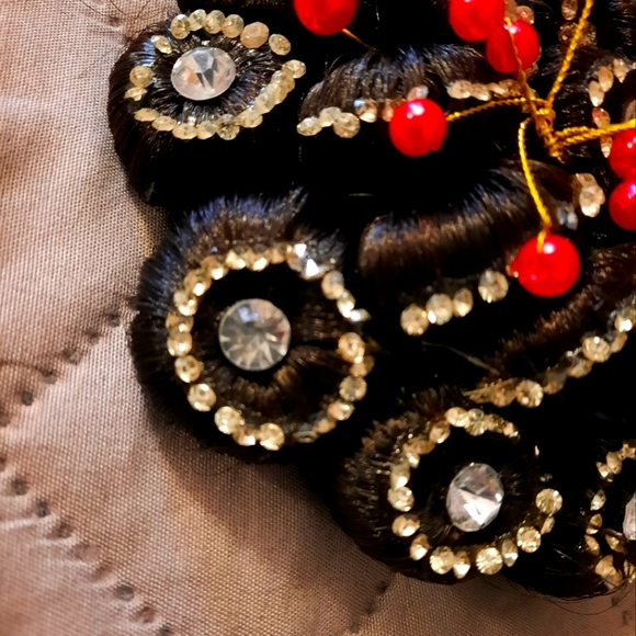 Аmasing artificial braid with crystals and roses, long 30 inch $50 - Picture 2 of 7